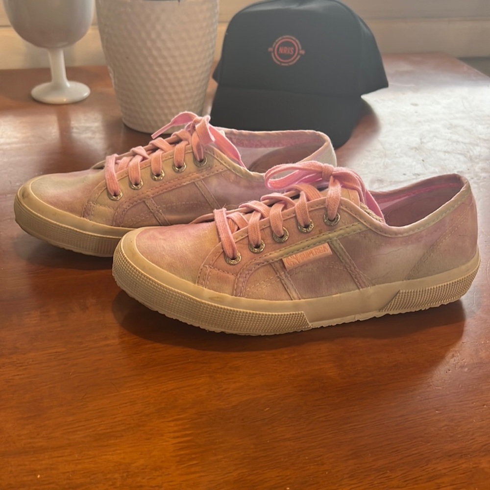 Ladies pink and white flat sneakers